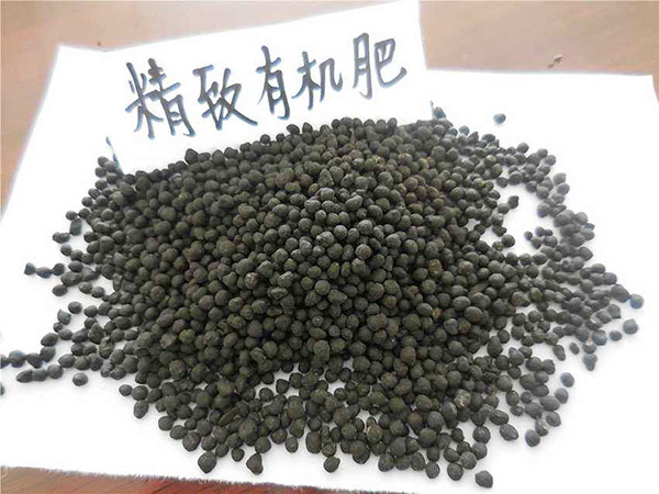 f9c53385d9e9bb496237da55f23a263b 好多的农夫不愿意使用有机肥